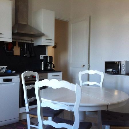 Au Coeur De Bourg... Apartment Saint-Lunaire Exterior foto